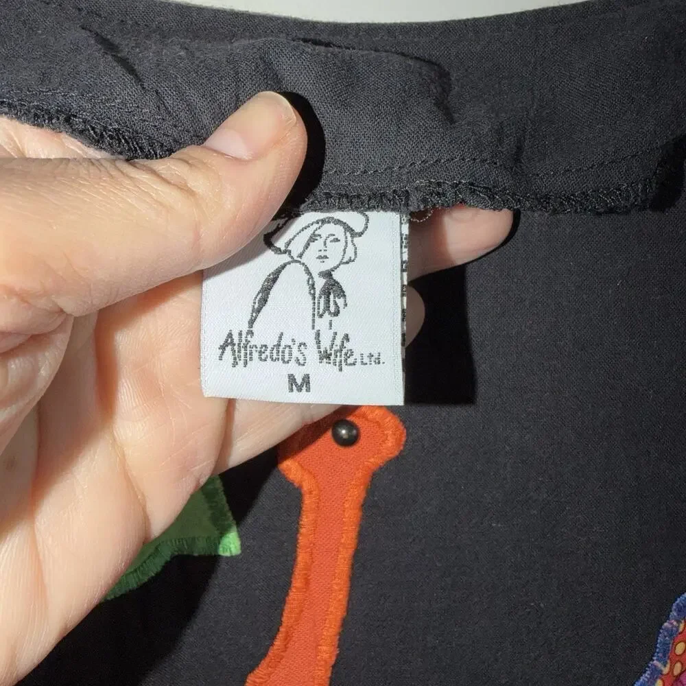VTG Alfredo’s Wife Woman’s Sz M Appliqué Blouse Whimsical Giraffe Elephant Art - Picture 3 of 7